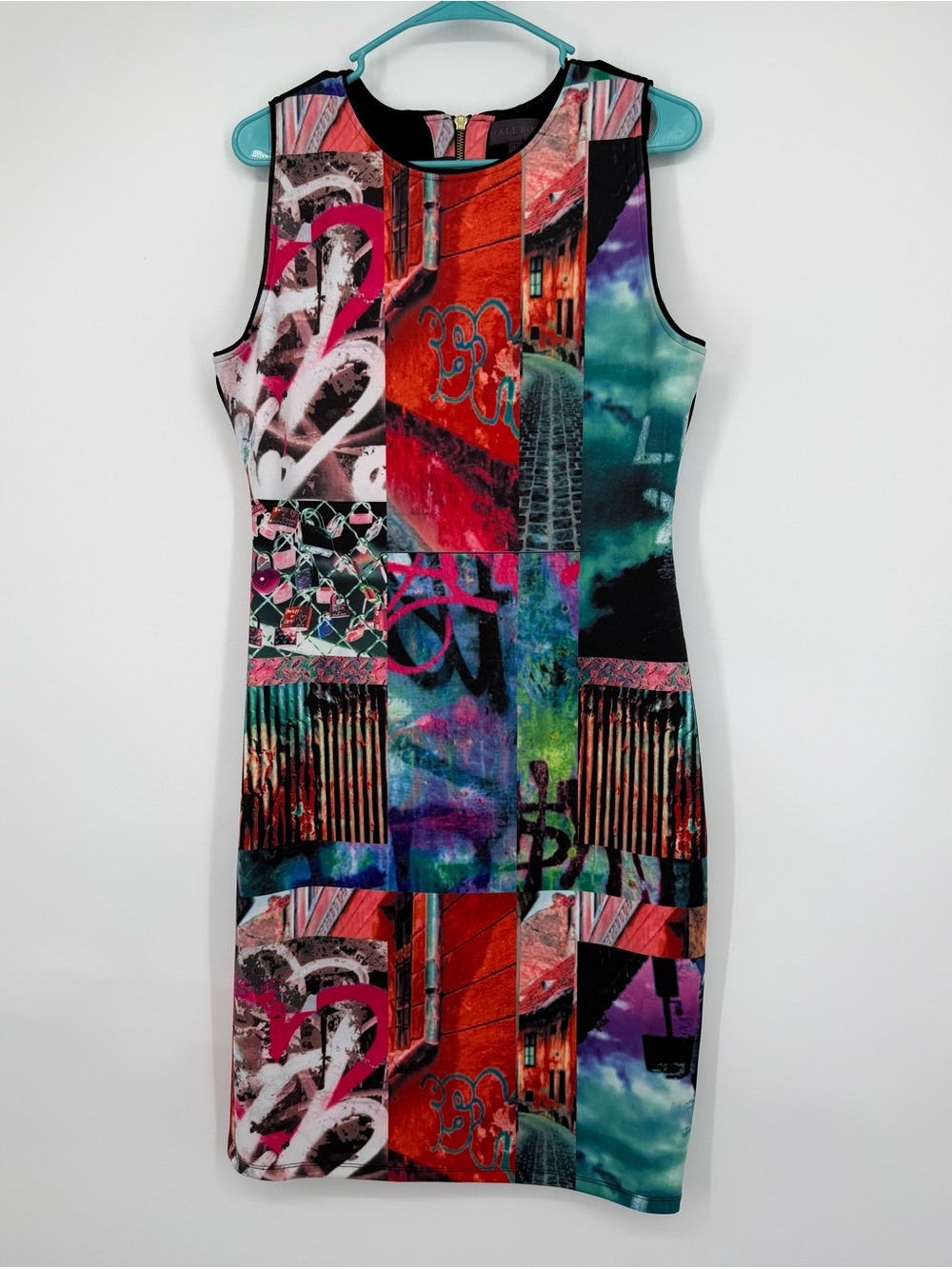 Hale Bob NWT Graffiti Street Art Bodycon Sheath Dress L Rare 4DRM6470